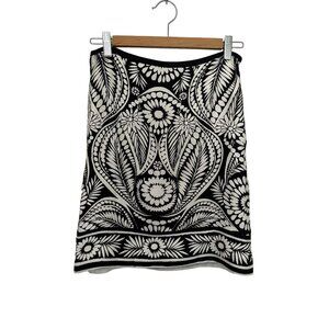 Banana Republic 100% Silk Black and White Pencil Skirt  EUC
